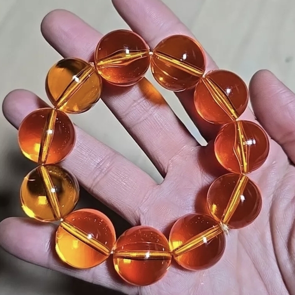 EVC MCM LUCITE ORANGE CHUNKY BALL BEAD STRETCH BRACELET - Picture 1 of 2